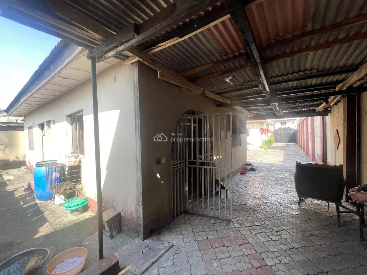 Corner Plot 4-bedroom Semi-detached House with 2-room Guest Chalet, Femi Okunnu Estate, Lekki Phase 1, Lekki, Lagos, Semi-detached Duplex for Sale