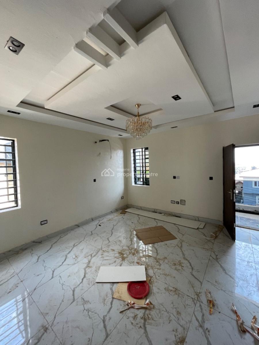 Luxury 4 Bedroom Duplex with Spacious Personal Compound, Victory Estate, Gbagada, Lagos, Semi-detached Duplex for Sale