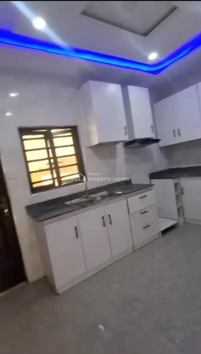 Standard 2 Bedroom Apartment, Sangotedo, Ajah, Lagos, Flat / Apartment for Rent