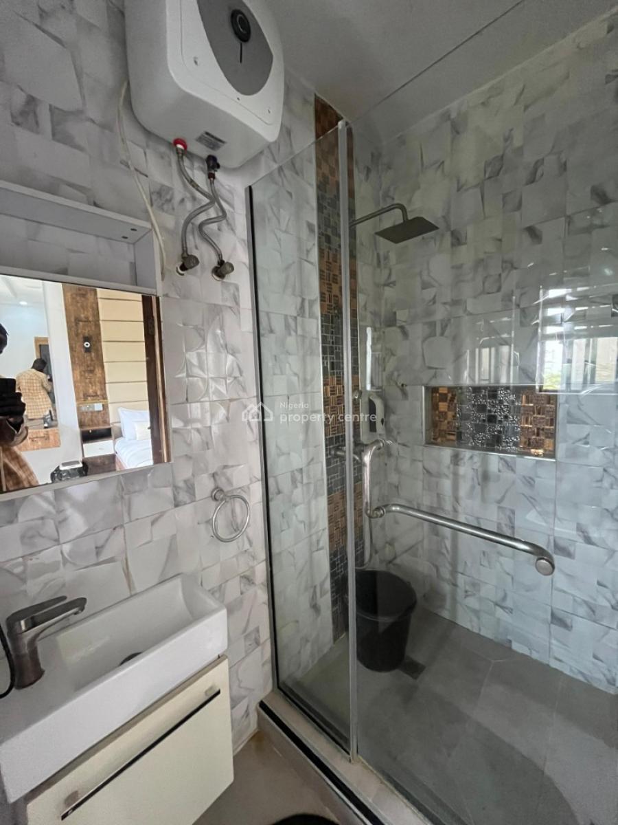 Fully Serviced and Furnished 1 Bedroom Apartment, Lekki, Lagos, Flat / Apartment for Rent