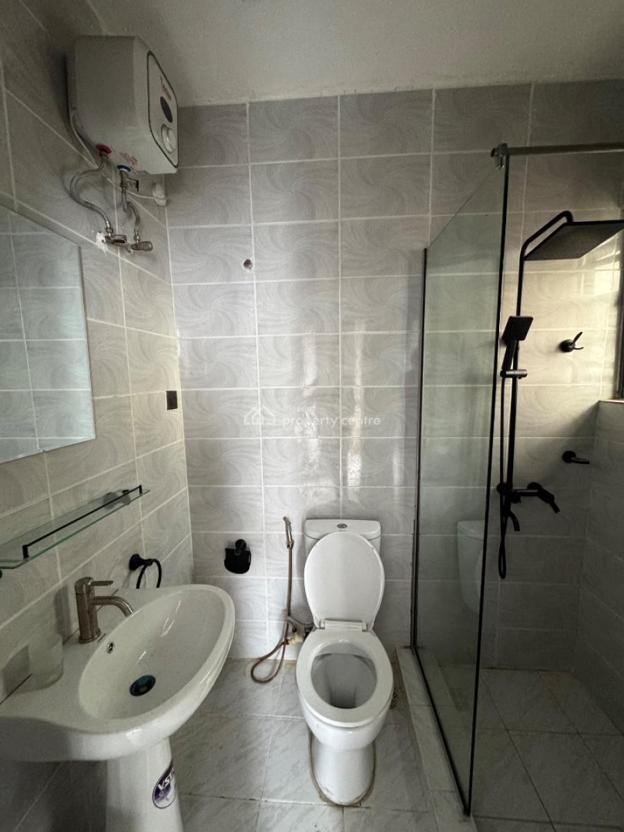 2 Bedroom Apartment, Ologolo, Lekki, Lagos, Flat / Apartment for Rent