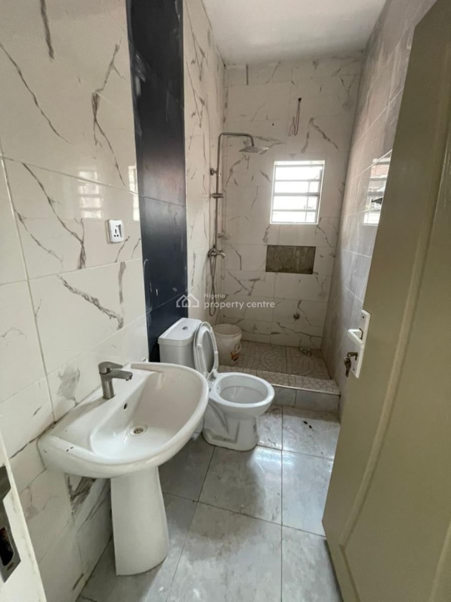 Specious 2 Bedroom Apartment, Orchid, Lekki Expressway, Lekki, Lagos, Flat / Apartment for Rent