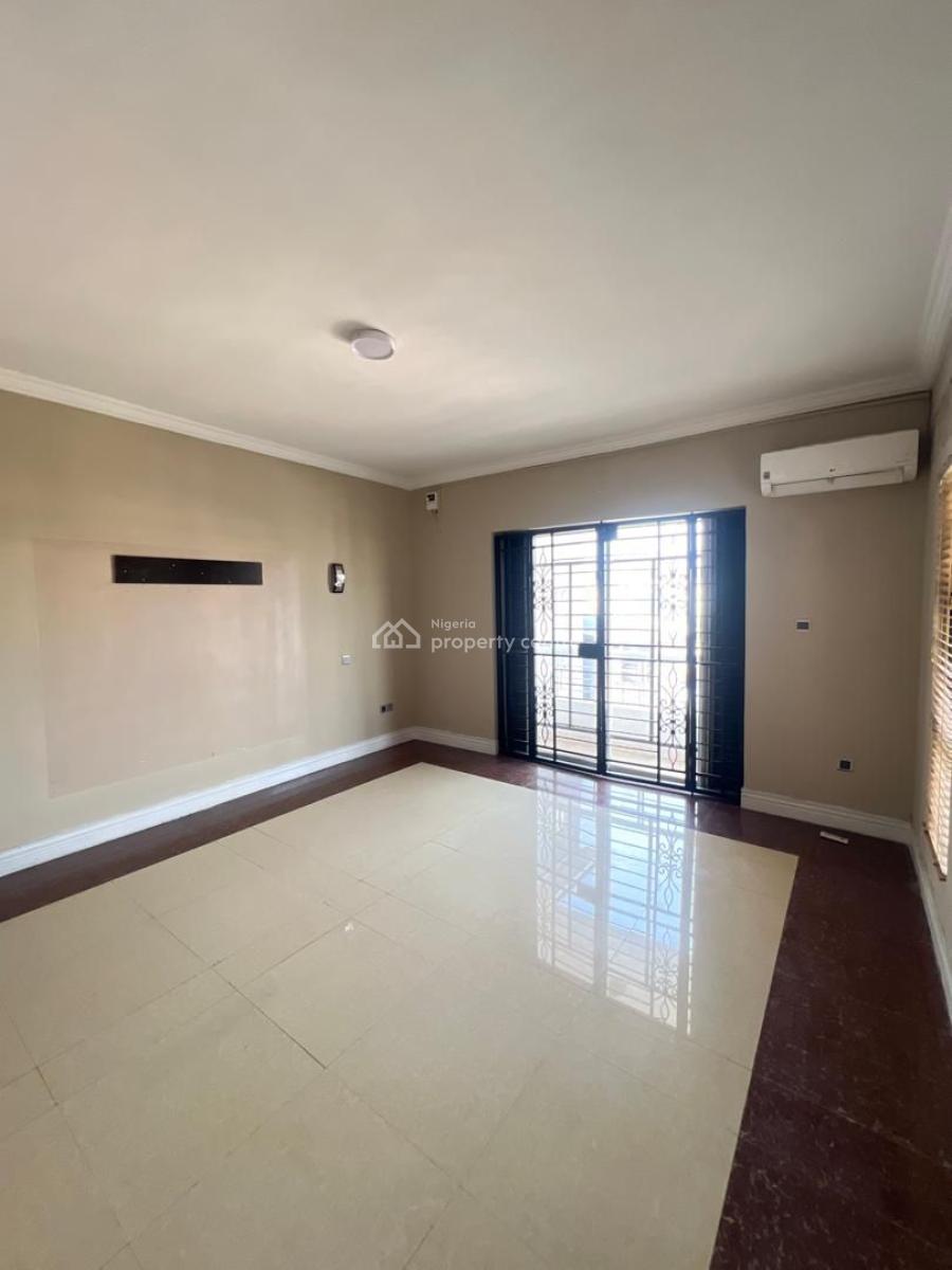Well Maintained & Spacious 4 Bedroom Town House with Swimming Pool, Oniru, Victoria Island (vi), Lagos, Flat / Apartment for Rent