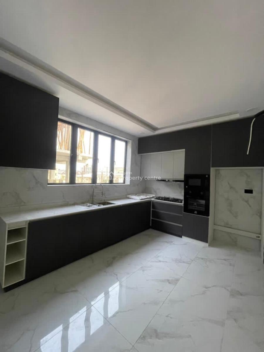 Contemporary 5 Bedroom Terrace Duplex Self Compound, Lekki Phase 1, Lekki, Lagos, Terraced Duplex for Sale