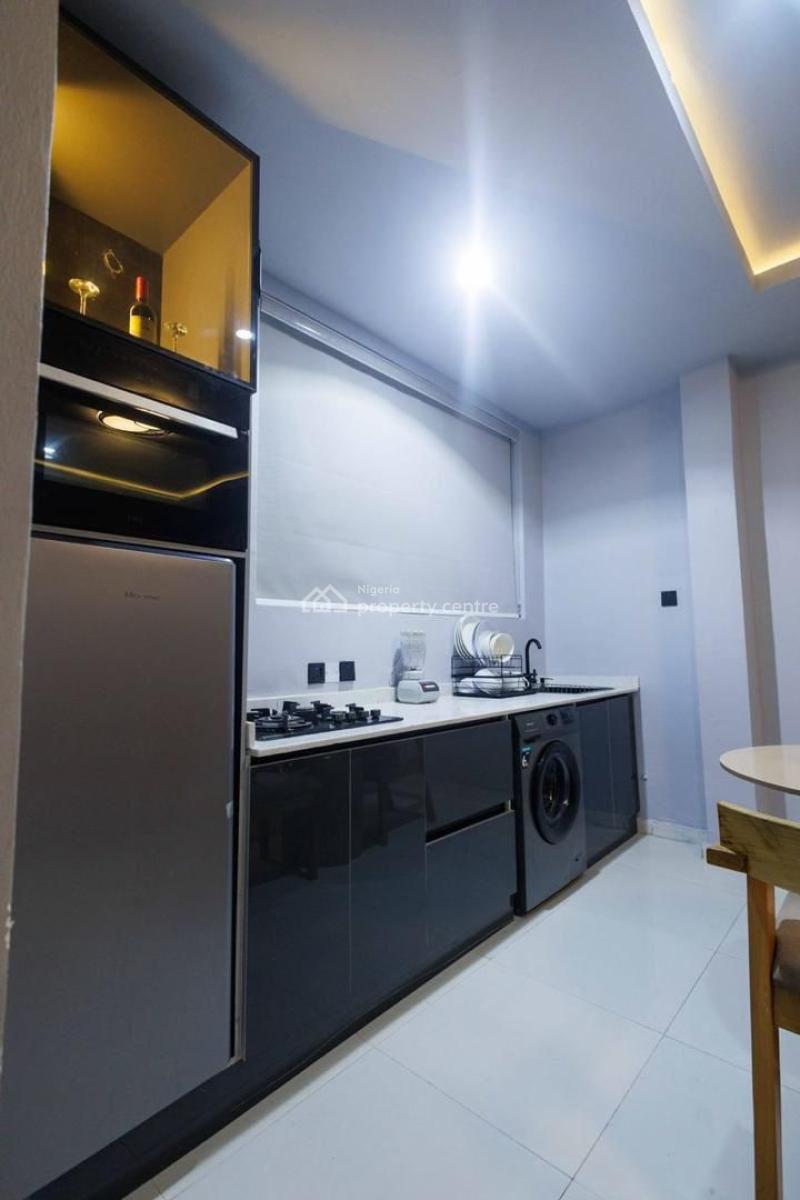 Luxury 1 Bedroom Apartment with Wifi and Swimming Pool, Ikoyi, Lagos, Flat / Apartment Short Let