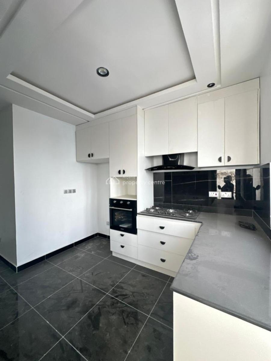 3 Bedroom Apartment with Elevator and Spacious Rooms, Ikate, Lekki, Lagos, Flat / Apartment for Rent