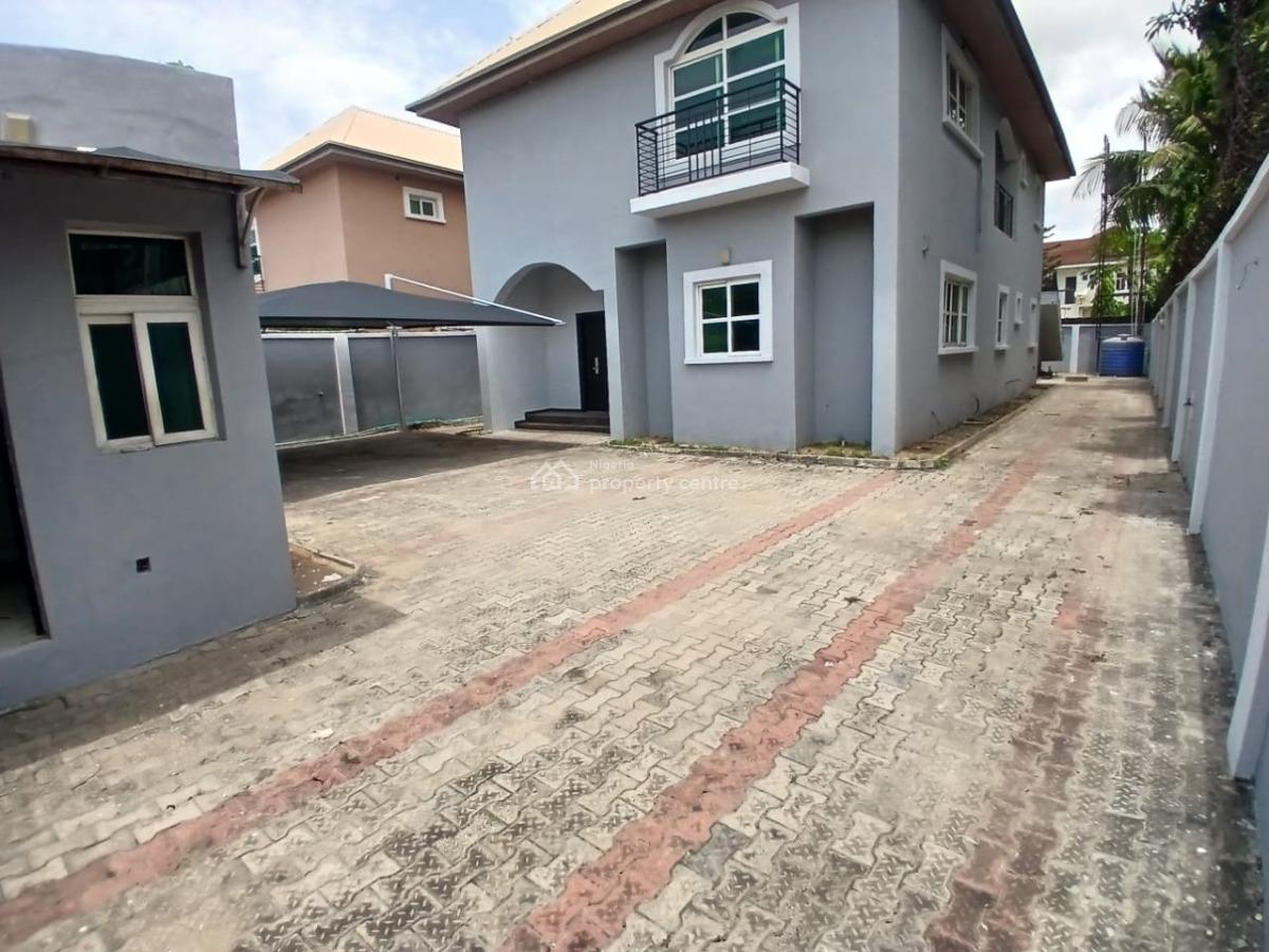 4 Bedroom Detached House with 2 Rooms Bq, Off Emmanuel Abimbola Cole, Lekki Phase 1, Lekki, Lagos, Detached Duplex for Rent