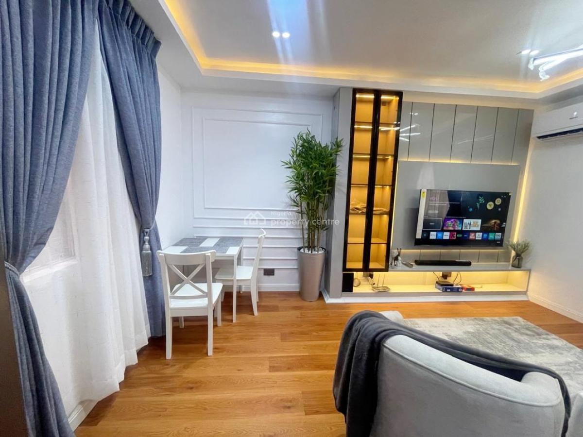 Luxury 1 Bedroom Apartment with Unlimited Wifi and Cleaning Services, Parkview, Ikoyi, Lagos, Flat / Apartment Short Let