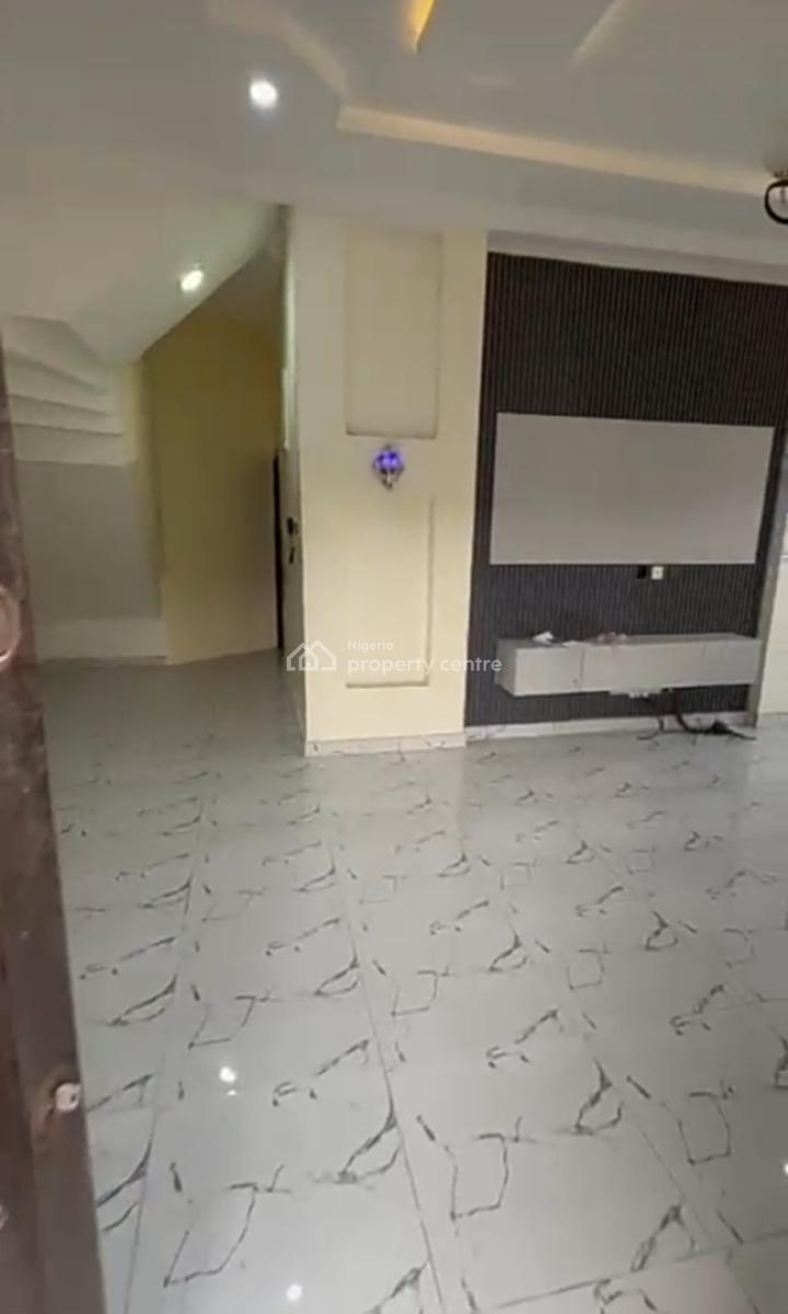 Downstairs and Spacious Mini Flat with Open Plan Kitchen { Video}, Coleman Nwafor Estate Orchid Road, Lekki, Lagos, Mini Flat (room and Parlour) for Rent