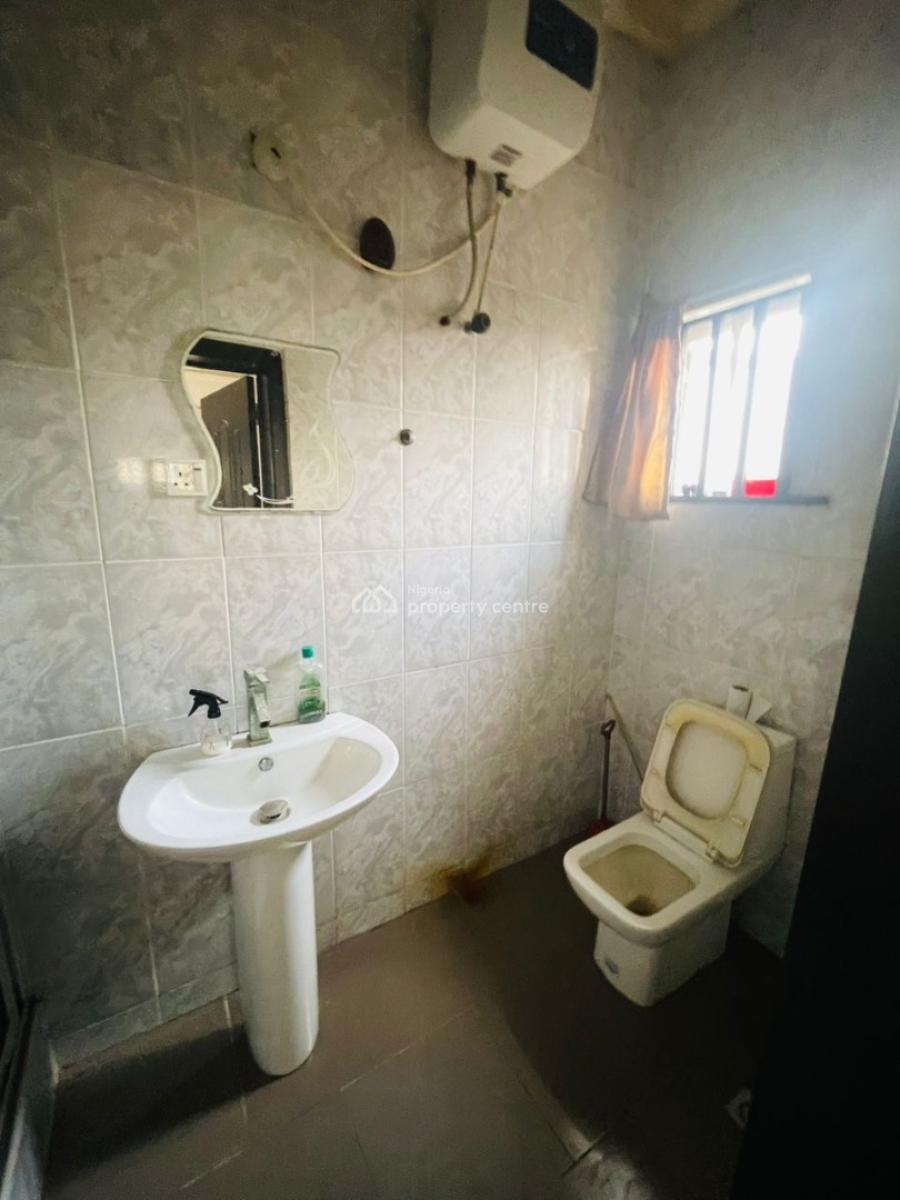 2bedroom Apartment Upstairs, Ikota, Lekki, Lagos, Flat / Apartment for Rent