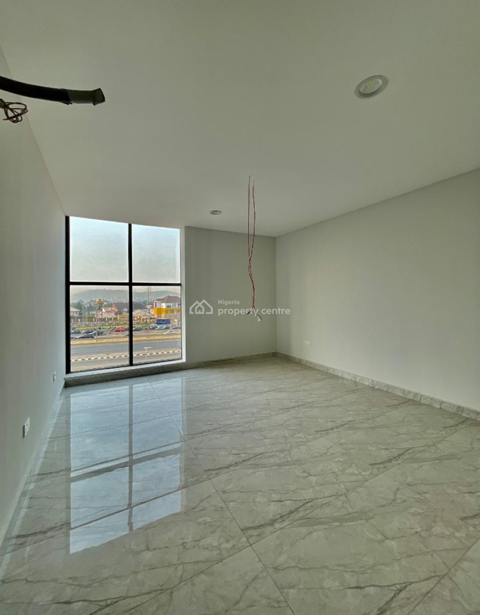 Solidly Built Mall / Plaza, Dawaki, Gwarinpa, Abuja, Plaza / Complex / Mall for Sale