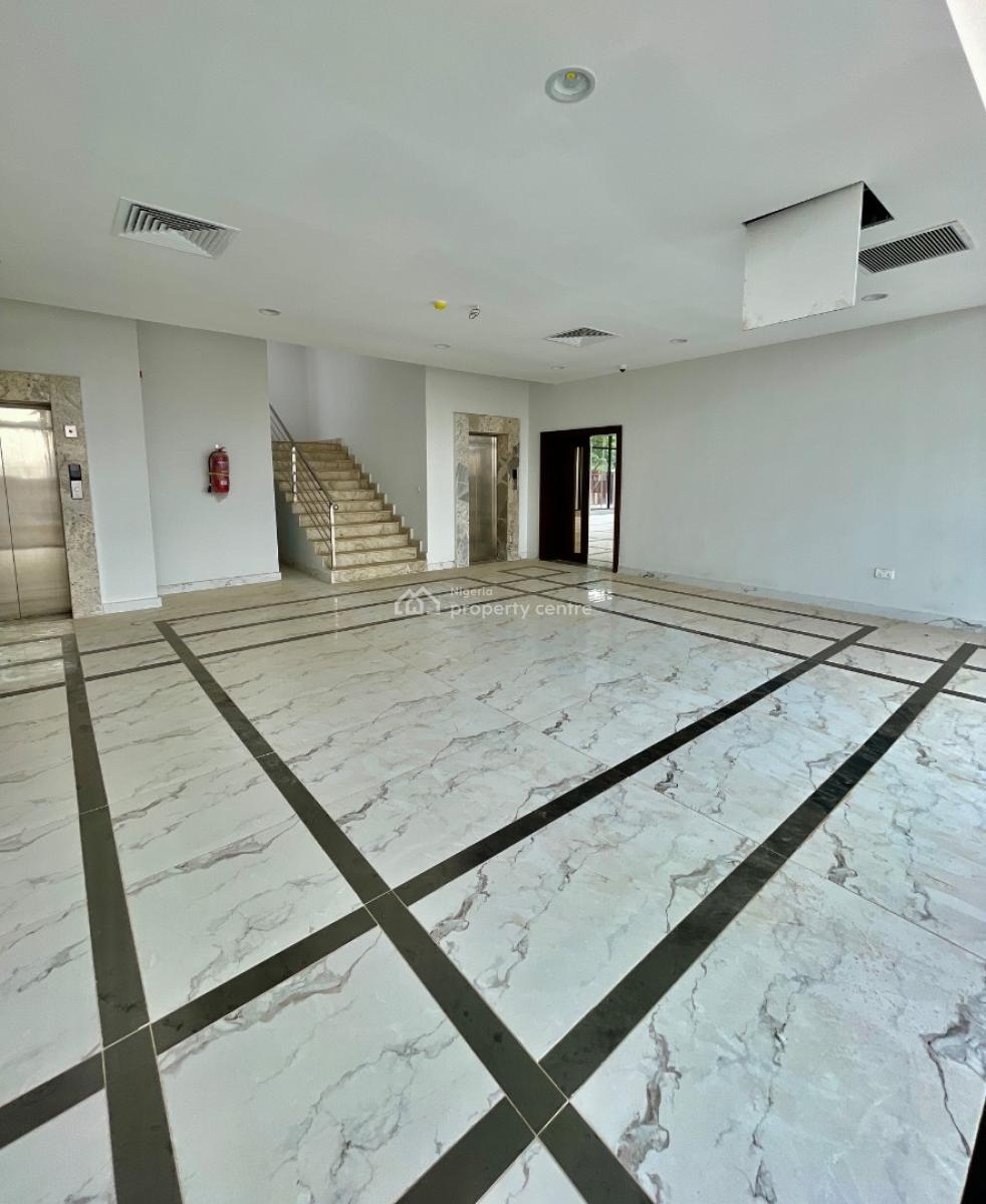 Solidly Built Mall / Plaza, Dawaki, Gwarinpa, Abuja, Plaza / Complex / Mall for Sale