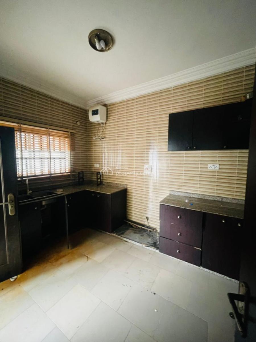 2 Bedroom Apartment, Ikota, Lekki, Lagos, Flat / Apartment for Rent