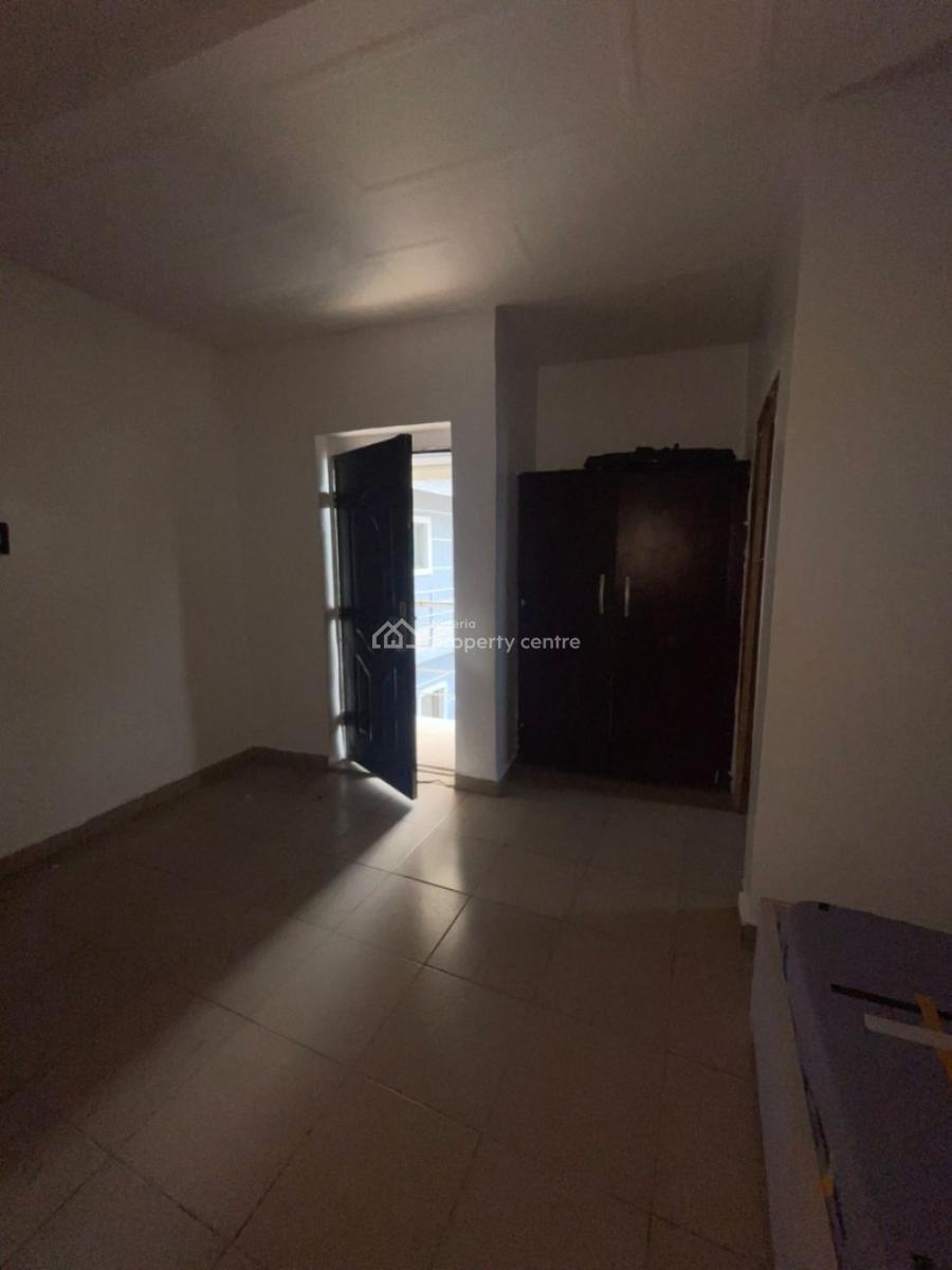 Sharp Ensuit 2 Bedroom Apt, Badore, Ajah, Lagos, Flat / Apartment for Rent