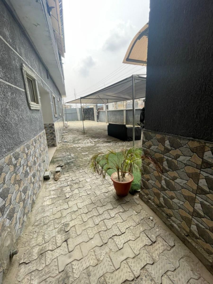 Sharp Ensuit 2 Bedroom Apt, Badore, Ajah, Lagos, Flat / Apartment for Rent