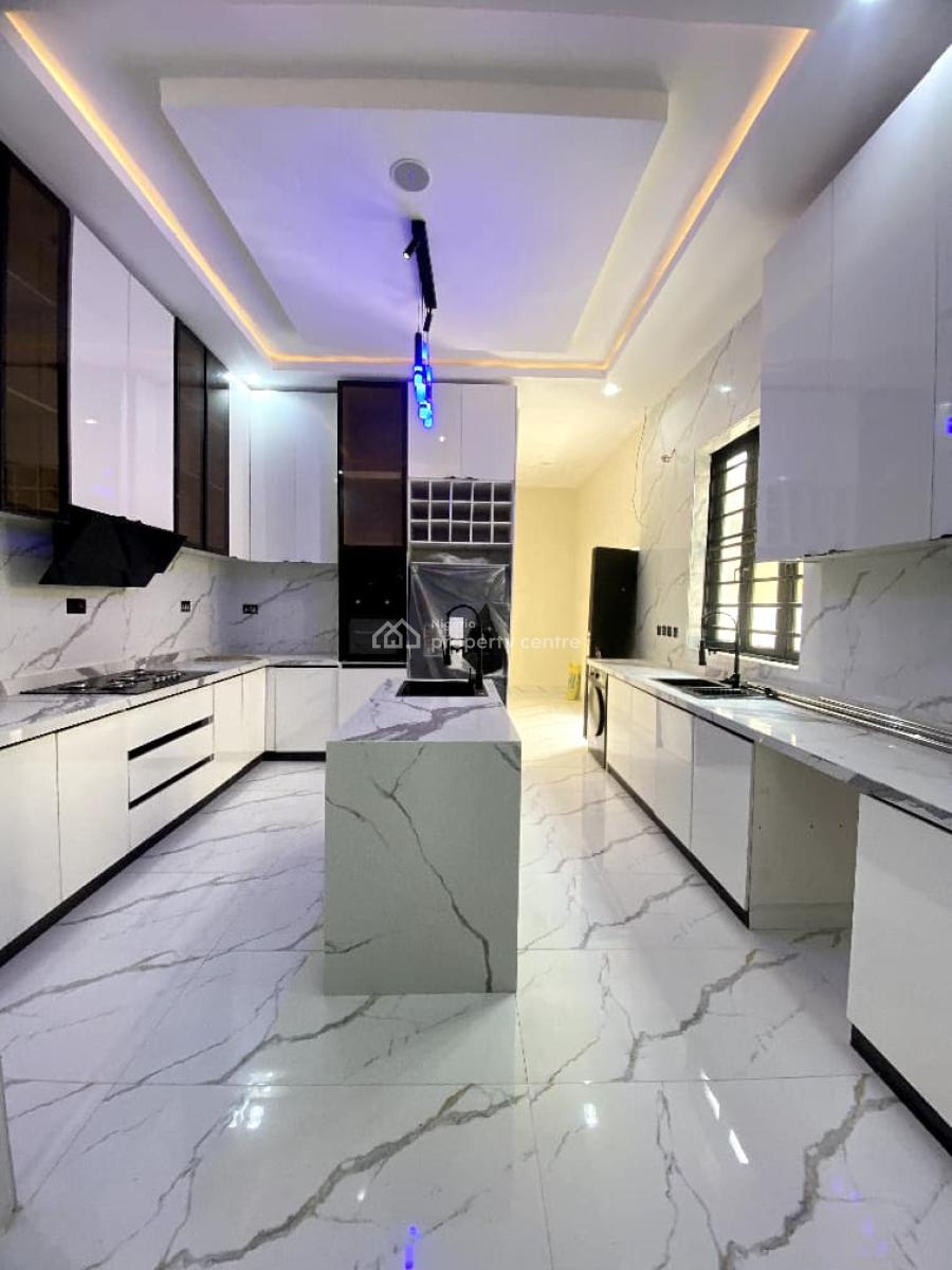 5 Bedroom Detached Duplex with Bq Swimming Pool, Ologolo, Lekki, Lagos, Detached Duplex for Sale