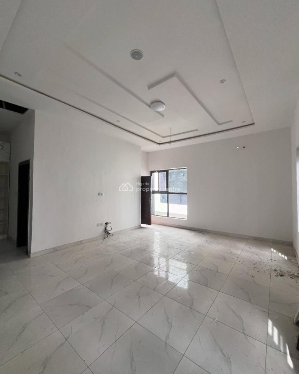 4 Bedroom Terrace Duplex with En-suite Rooms, New Road, Lekki, Lagos, Terraced Duplex for Rent