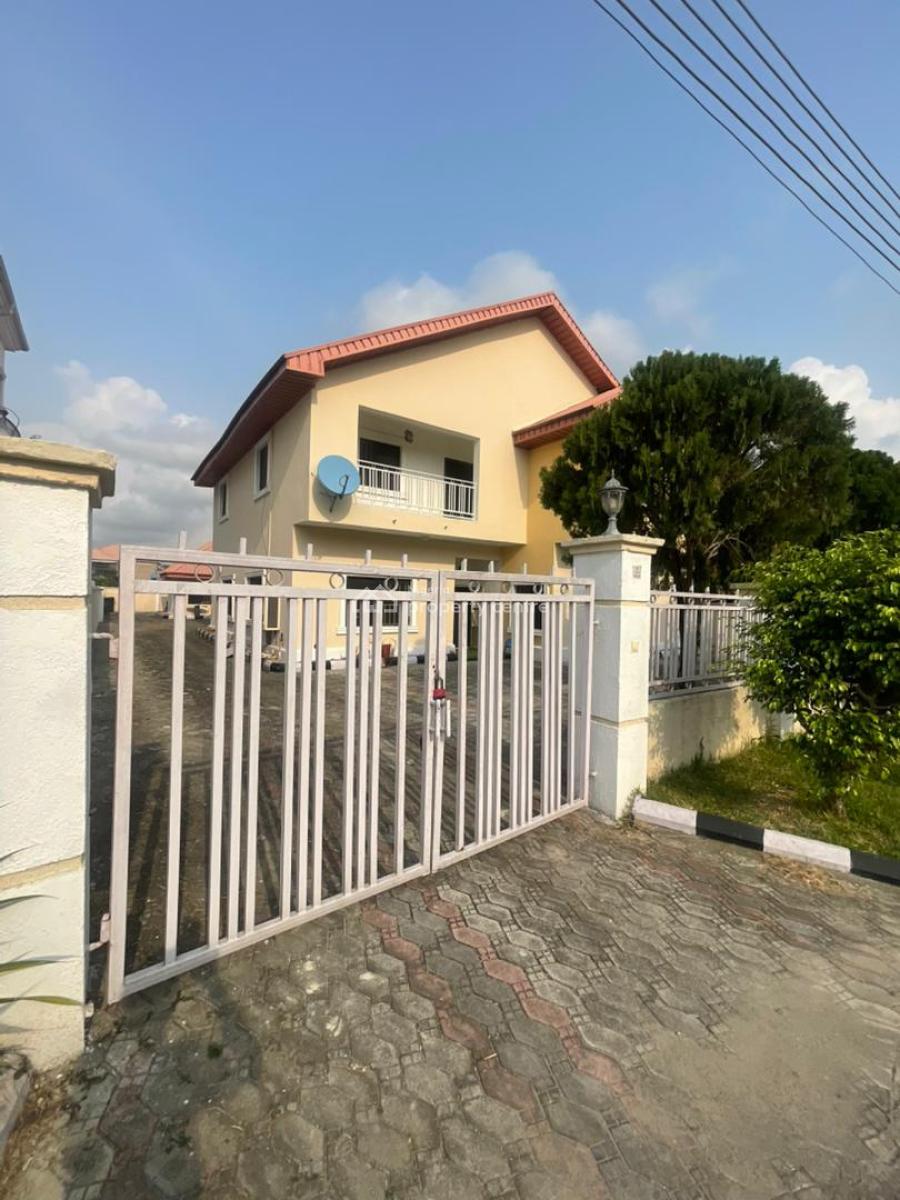 4 Bedroom Detached with 2 Rooms Bq, Crown Estate, Sangotedo, Ajah, Lagos, Detached Duplex for Sale