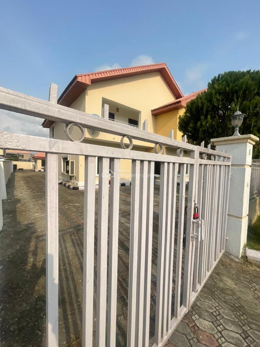 4 Bedroom Detached with 2 Rooms Bq, Crown Estate, Sangotedo, Ajah, Lagos, Detached Duplex for Sale