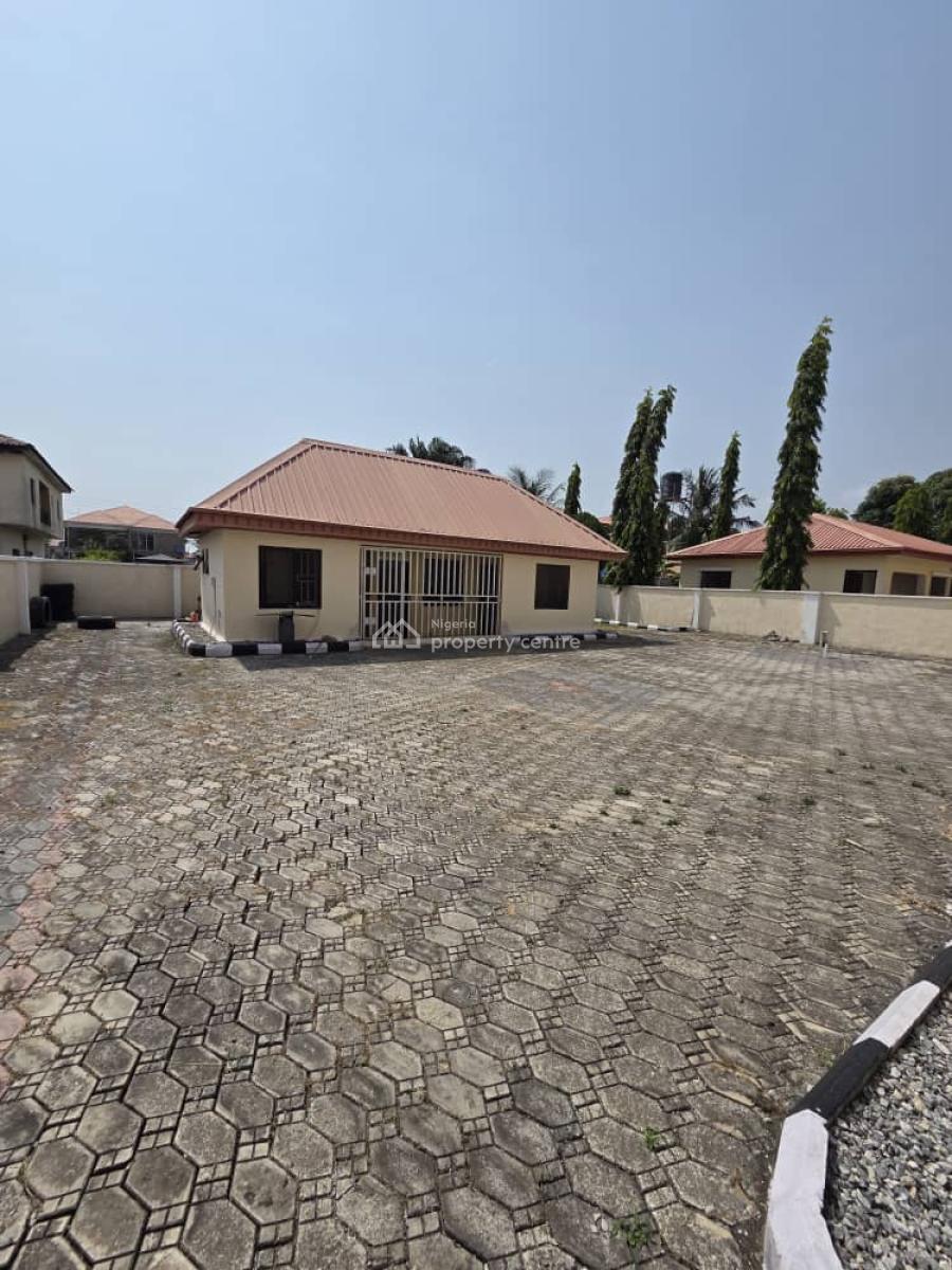 4 Bedroom Detached with 2 Rooms Bq, Crown Estate, Sangotedo, Ajah, Lagos, Detached Duplex for Sale