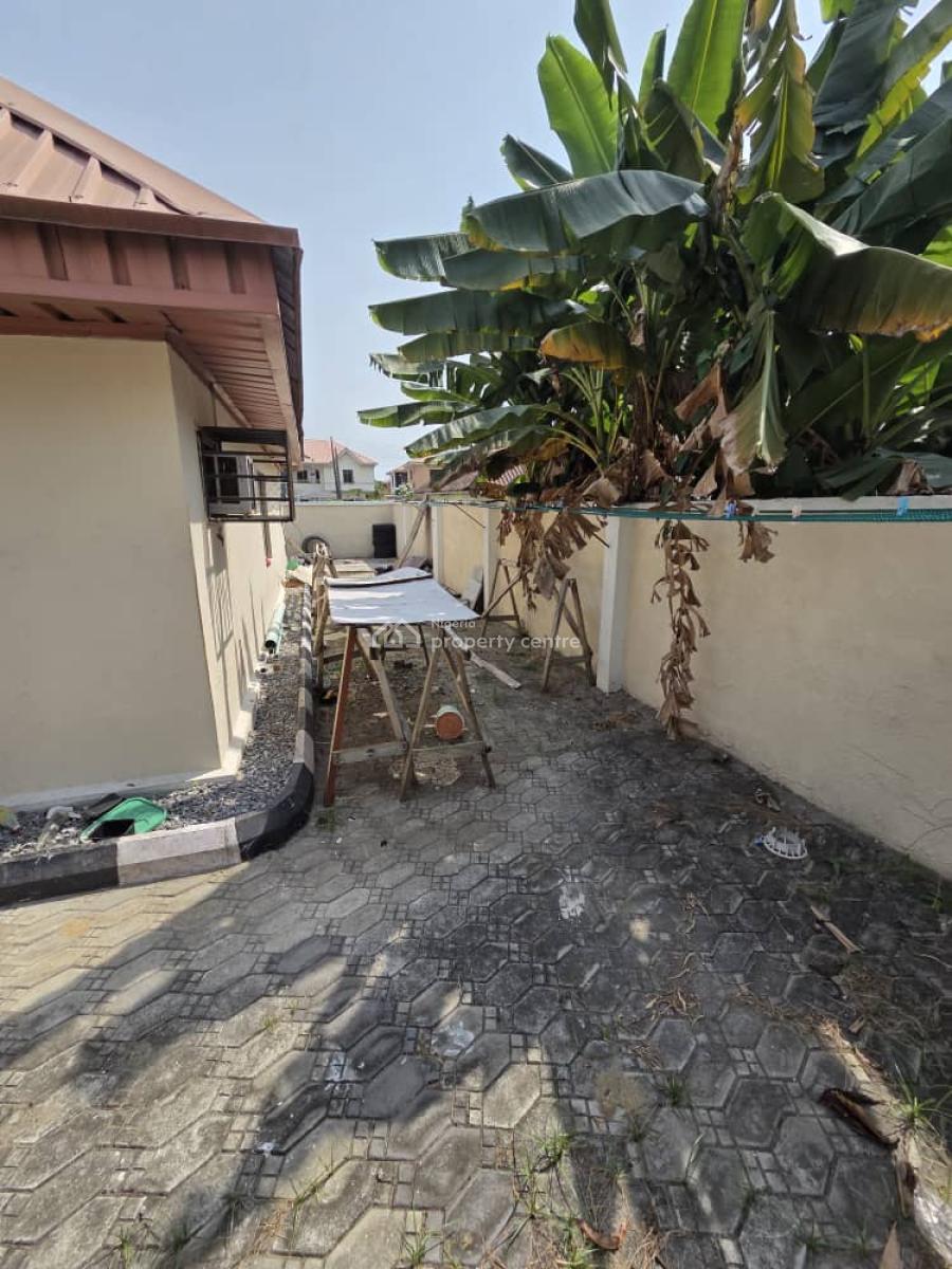 4 Bedroom Detached with 2 Rooms Bq, Crown Estate, Sangotedo, Ajah, Lagos, Detached Duplex for Sale