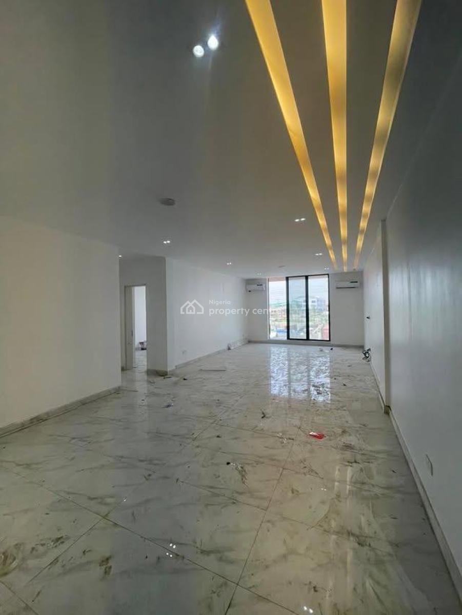 Exquisitely Finished 2 Bedroom Apartment with , Rooftop, Pool & Elevator, Lekki Phase (1), Lekki, Lagos, Block of Flats for Sale