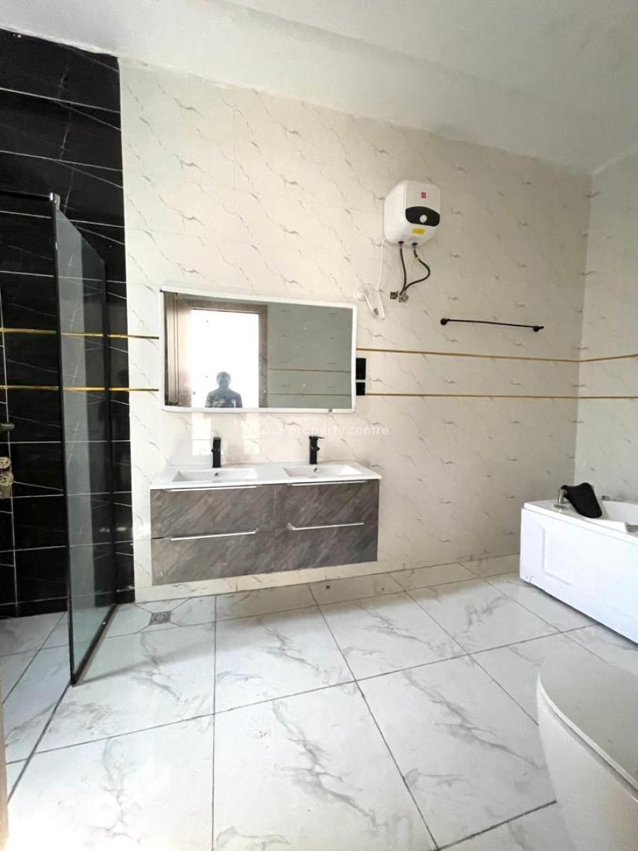 Luxury 4 Bedroom Terrace Duplex, Ologoloo, Lekki, Lagos, Terraced Duplex for Sale