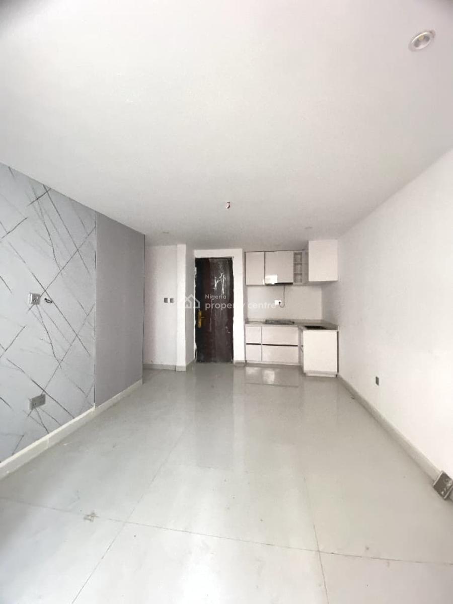 1 Bedroom Serviced Apartment with Swimming Pool, Ologolo, Lekki, Lagos, Flat / Apartment for Sale