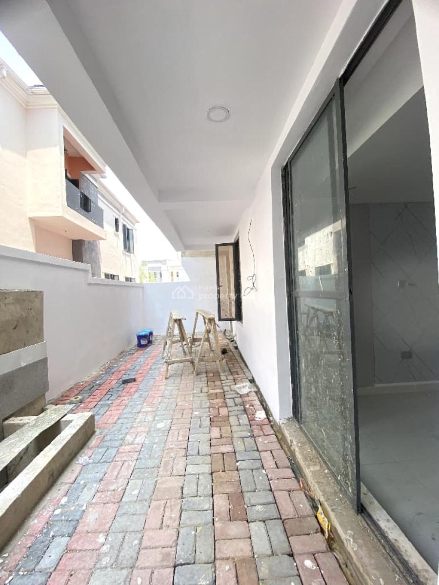 1 Bedroom Serviced Apartment with Swimming Pool, Ologolo, Lekki, Lagos, Flat / Apartment for Sale