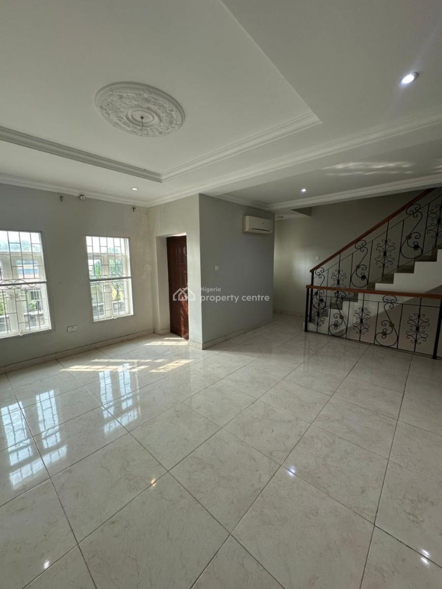 Clean & Spacious 4-bedroom Townhouse with Bq, Ikoyi, Lagos, Flat / Apartment for Rent