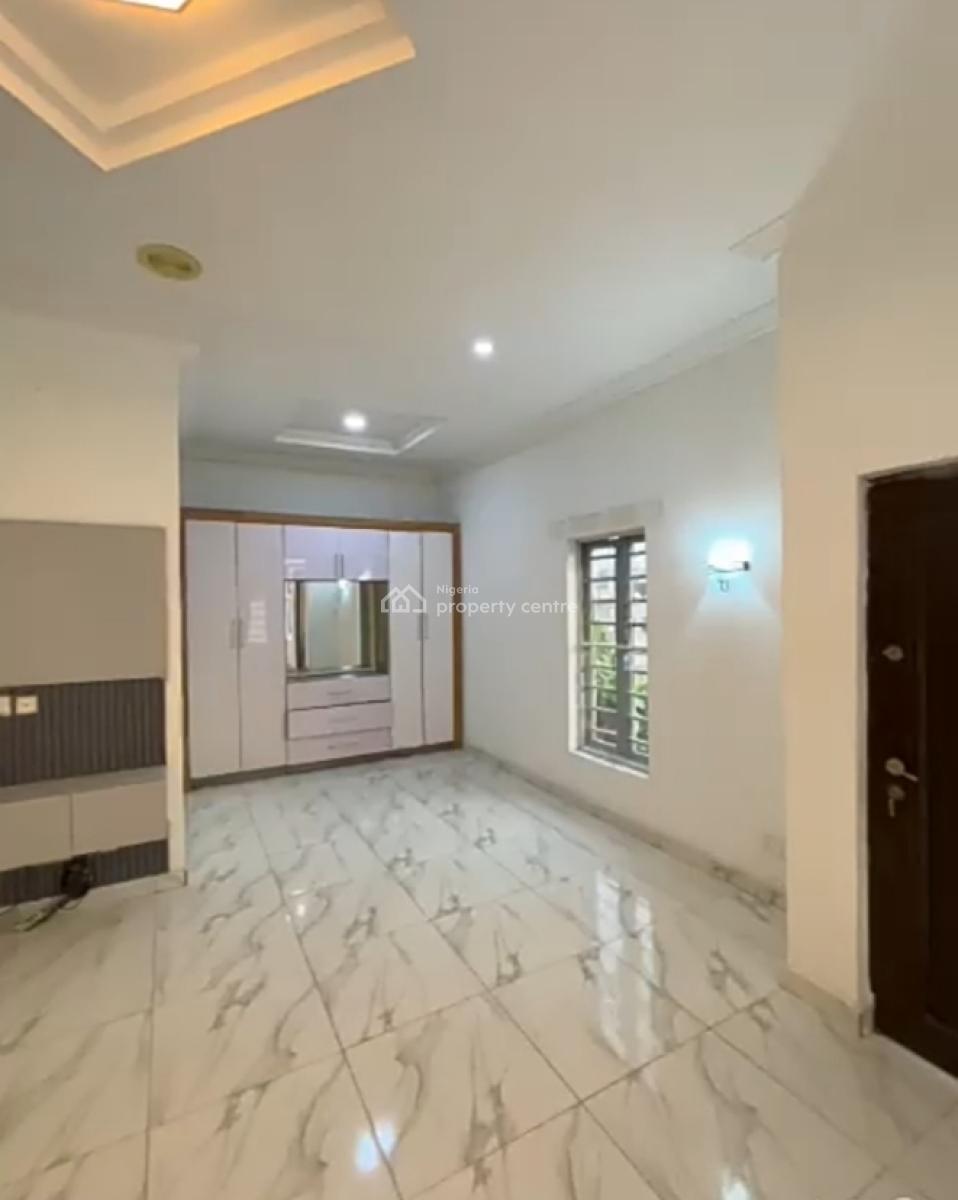 Large and Spacious Masters Bedroom in a Shared Duplex{ Video}, Coleman Nwafor Estate Orchid Road, Lekki, Lagos, Self Contain (single Rooms) for Rent