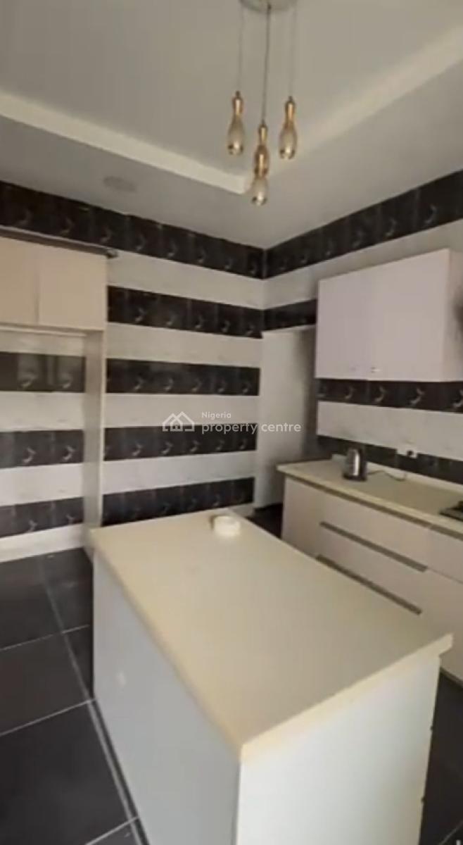 Large and Spacious Masters Bedroom in a Shared Duplex{ Video}, Coleman Nwafor Estate Orchid Road, Lekki, Lagos, Self Contain (single Rooms) for Rent