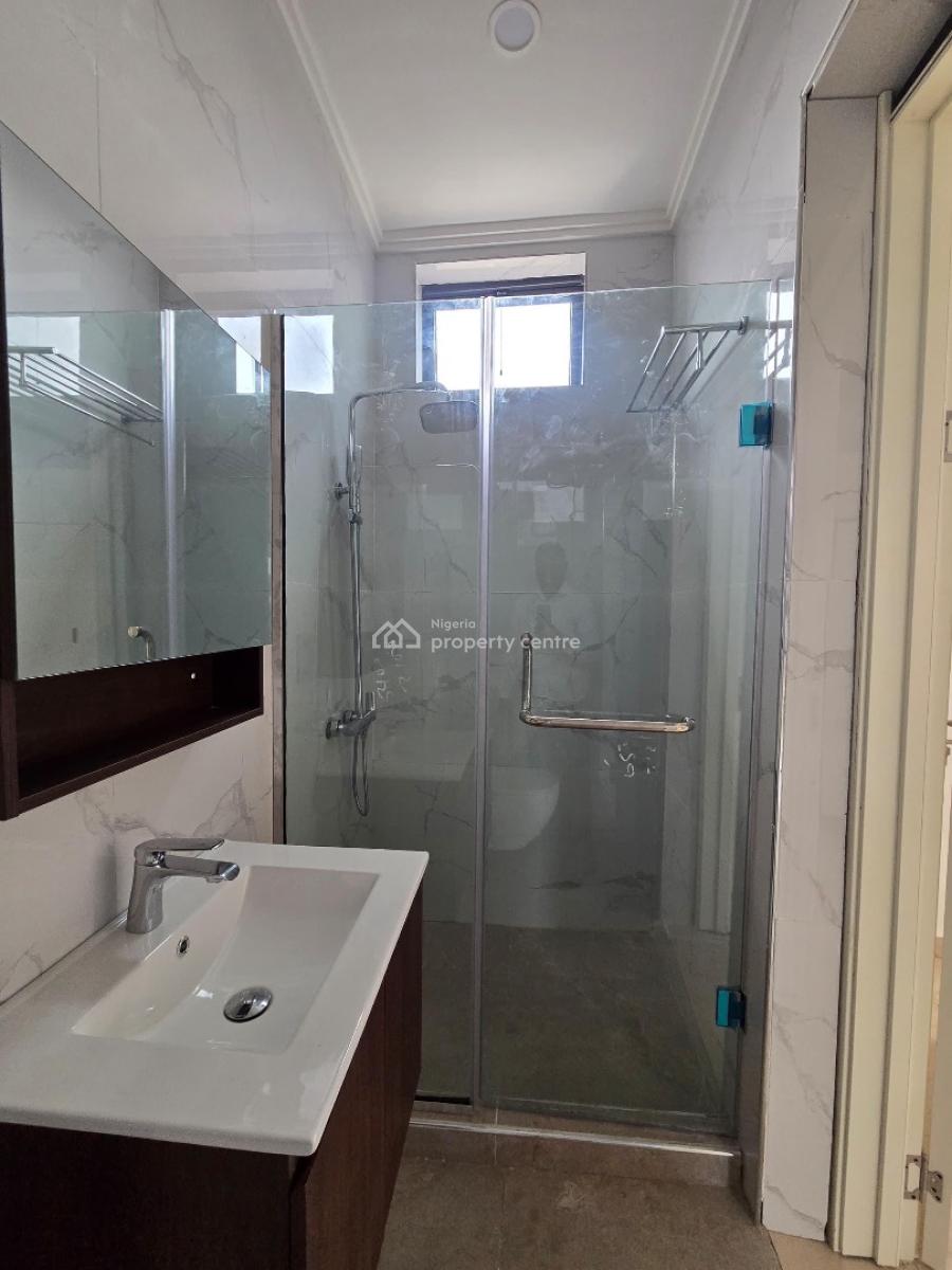 Elegant 4 Bedroom Maisonette with Bq & Pool in a Secure Estate, Lekki Phase 1, Lekki, Lagos, Flat / Apartment for Sale