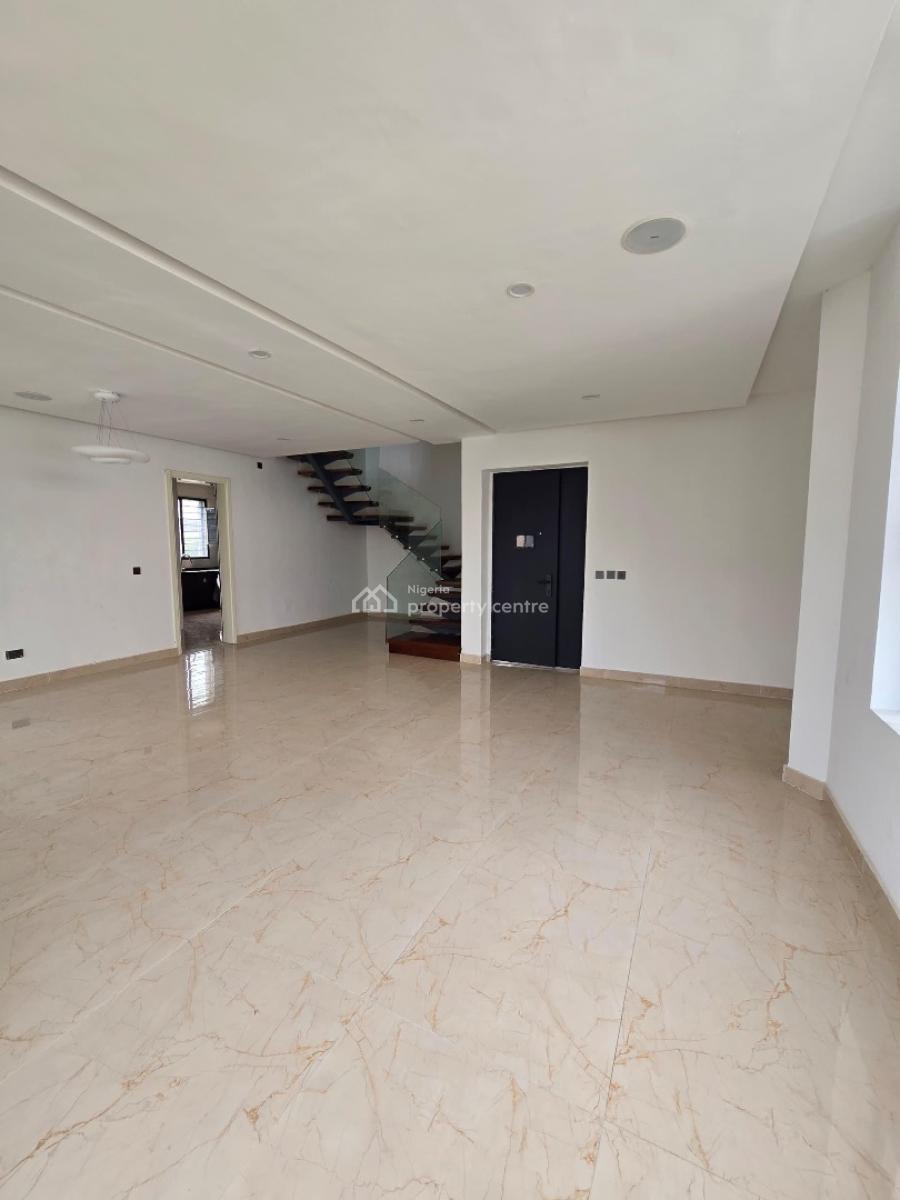 Elegant 4 Bedroom Maisonette with Bq & Pool in a Secure Estate, Lekki Phase 1, Lekki, Lagos, Flat / Apartment for Sale