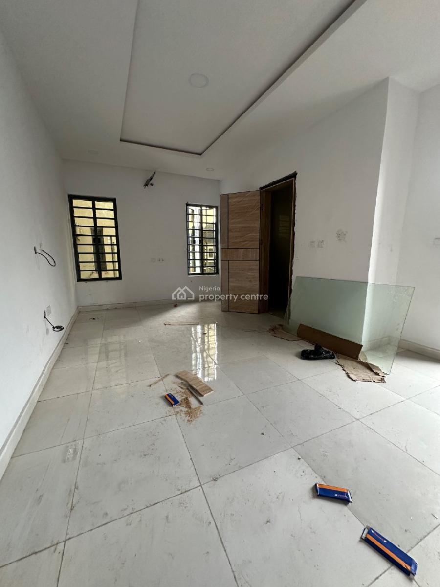 Specious 2 Bedroom Flat, Ologolo, Lekki, Lagos, Flat / Apartment for Rent