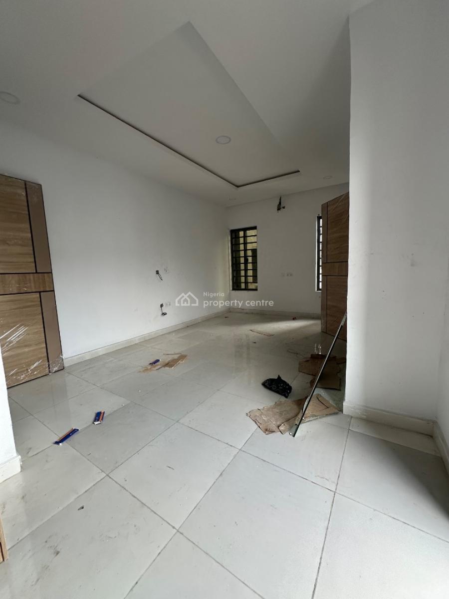 Specious 2 Bedroom Flat, Ologolo, Lekki, Lagos, Flat / Apartment for Rent