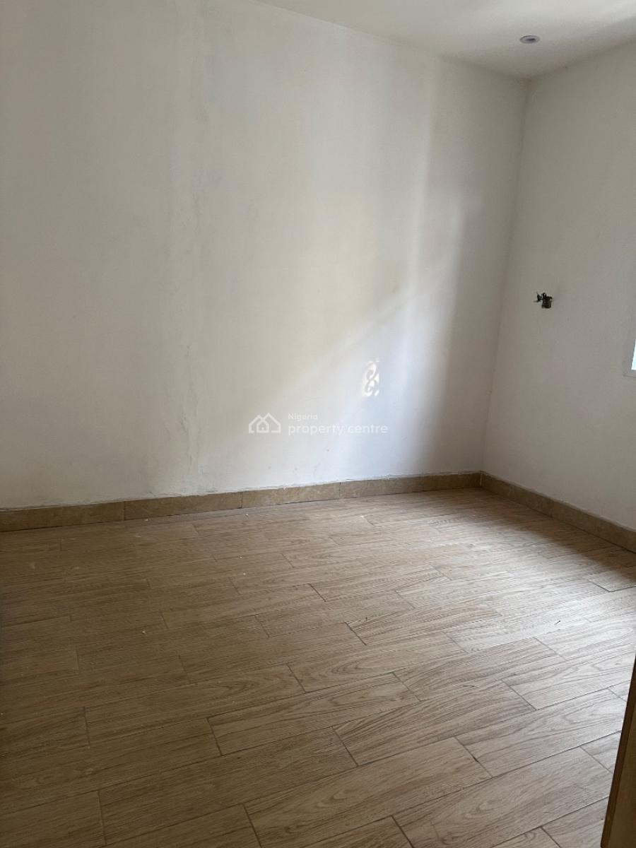 Specious 2 Bedroom Apartment, Ologolo, Lekki, Lagos, Flat / Apartment for Rent