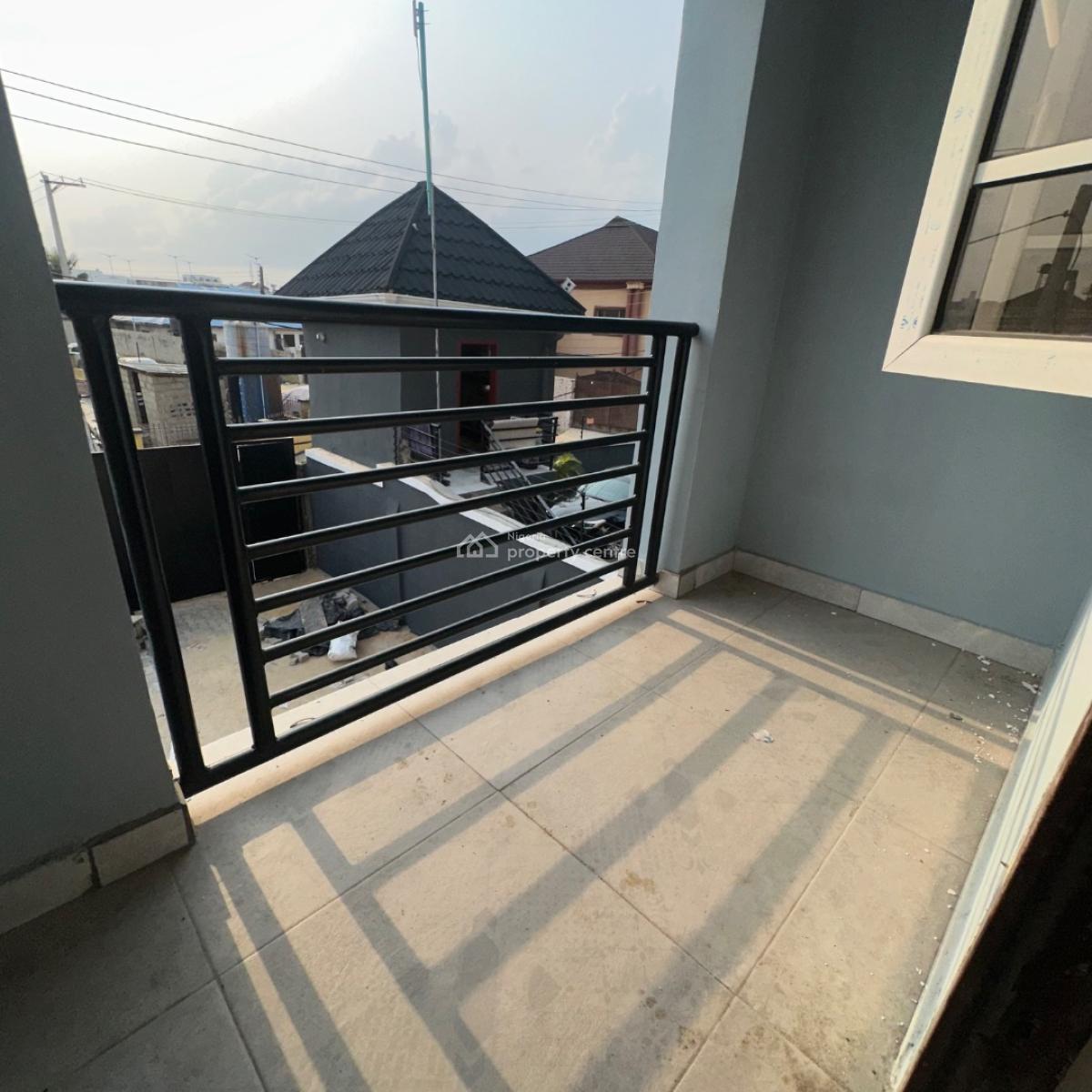 Specious 2 Bedroom Apartment, Ologolo, Lekki, Lagos, Flat / Apartment for Rent