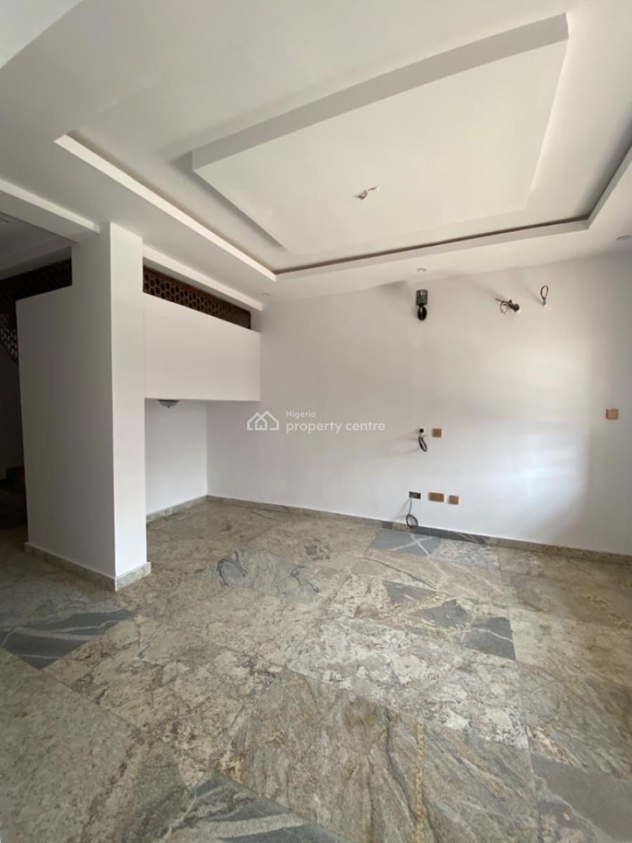 4 Bedroom Semi Detached Duplex with Bq, Vgc, Lekki, Lagos, Semi-detached Duplex for Rent