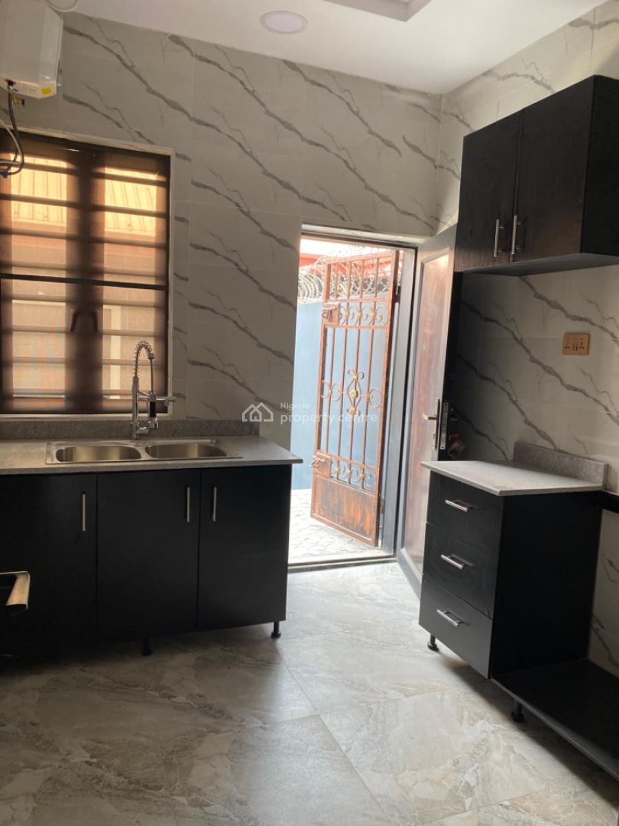 4 Bedroom Semi Detached Duplex with Bq, Vgc, Lekki, Lagos, Semi-detached Duplex for Rent