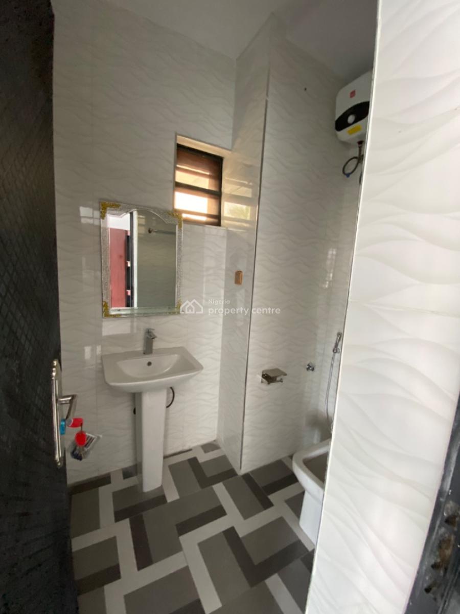 4 Bedroom Semi Detached Duplex with Bq, Vgc, Lekki, Lagos, Semi-detached Duplex for Rent