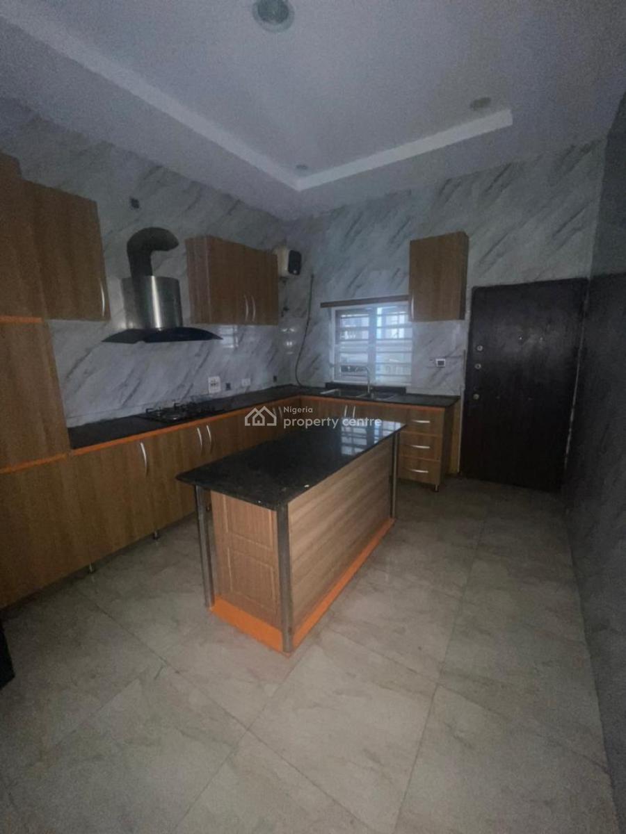 4 Bedroom Semi Detached Duplex with Bq., Aro Ologolo, Ologolo, Lekki, Lagos, Semi-detached Duplex for Rent