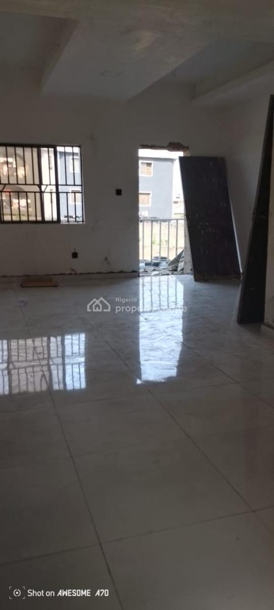 Units of Newly Built Two (2) Bedrooms Flat, Oyadiran Estate, Sabo, Yaba, Lagos, Flat / Apartment for Rent