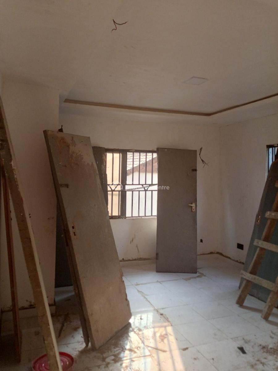 Units of Newly Built Two (2) Bedrooms Flat, Oyadiran Estate, Sabo, Yaba, Lagos, Flat / Apartment for Rent