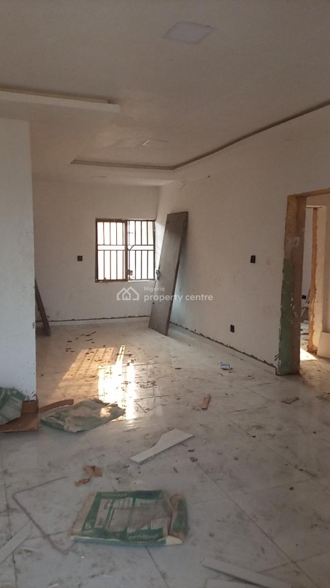 Units of Newly Built Two (2) Bedrooms Flat, Oyadiran Estate, Sabo, Yaba, Lagos, Flat / Apartment for Rent