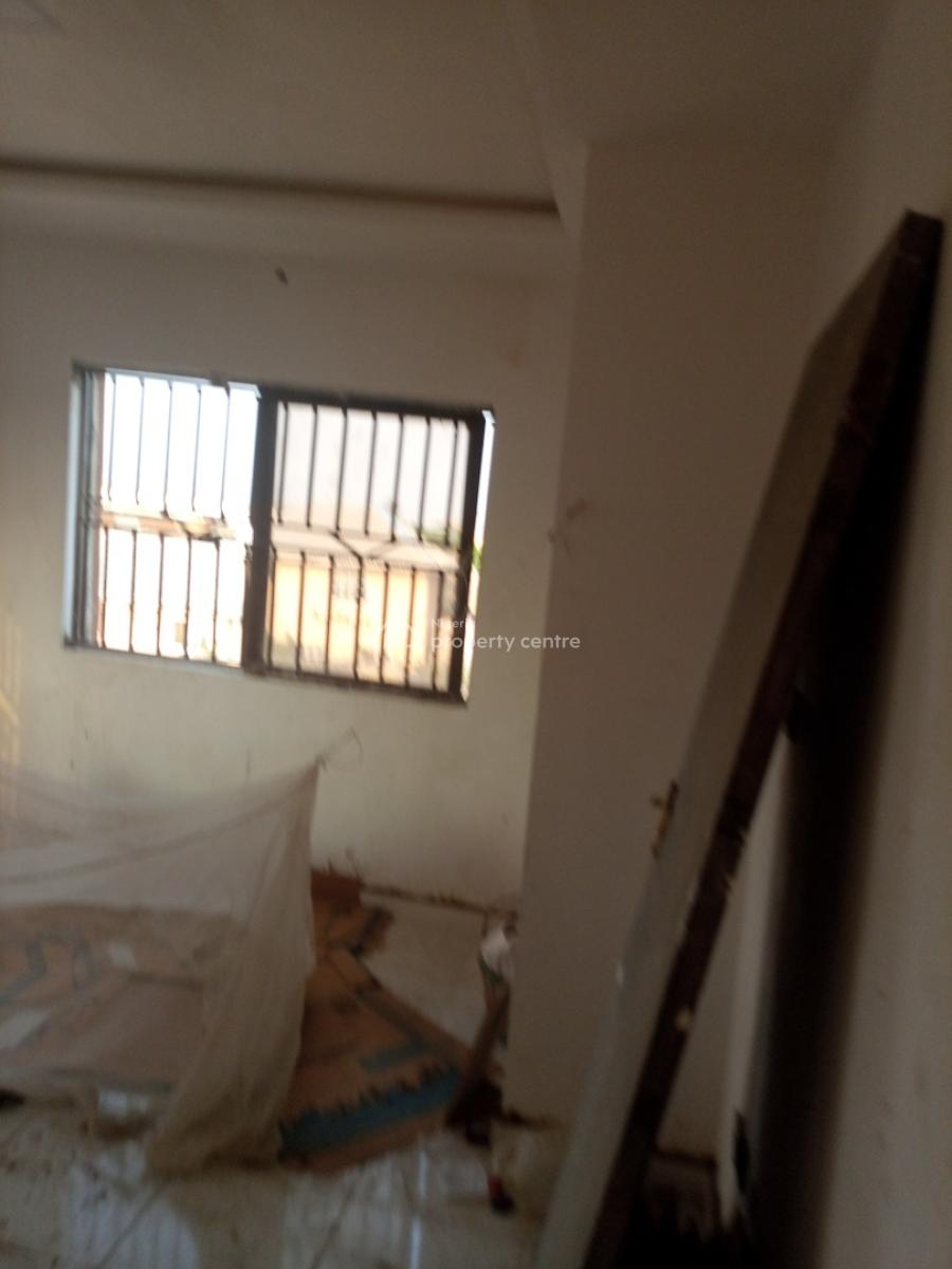 Units of Newly Built Two (2) Bedrooms Flat, Oyadiran Estate, Sabo, Yaba, Lagos, Flat / Apartment for Rent