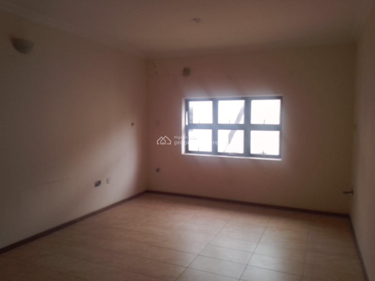 Tastefully Finished  8 Bedrooms Duplex + 2 Room Bq, Gra Ikeja, Ikeja, Lagos, Detached Duplex for Rent