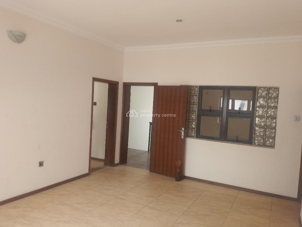 Tastefully Finished  8 Bedrooms Duplex + 2 Room Bq, Gra Ikeja, Ikeja, Lagos, Detached Duplex for Rent