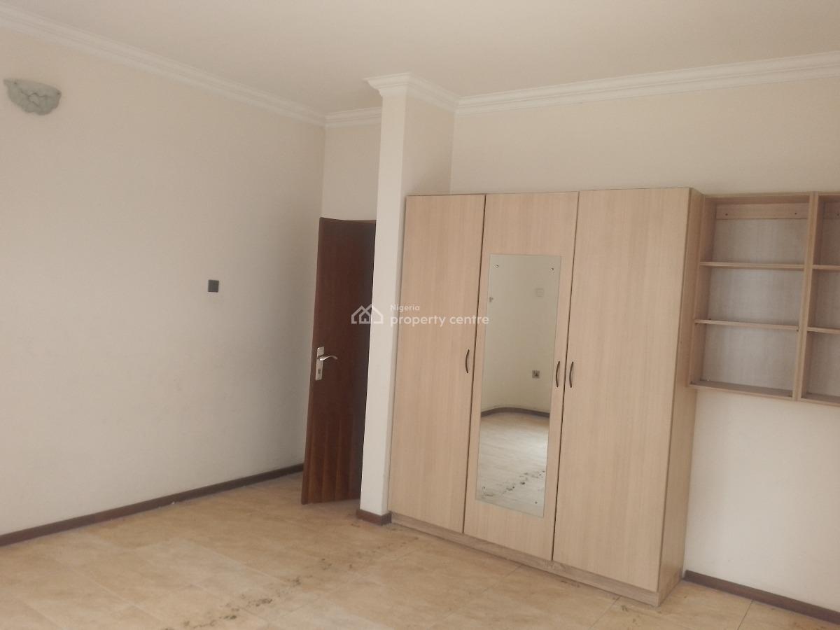 Tastefully Finished  8 Bedrooms Duplex + 2 Room Bq, Gra Ikeja, Ikeja, Lagos, Detached Duplex for Rent