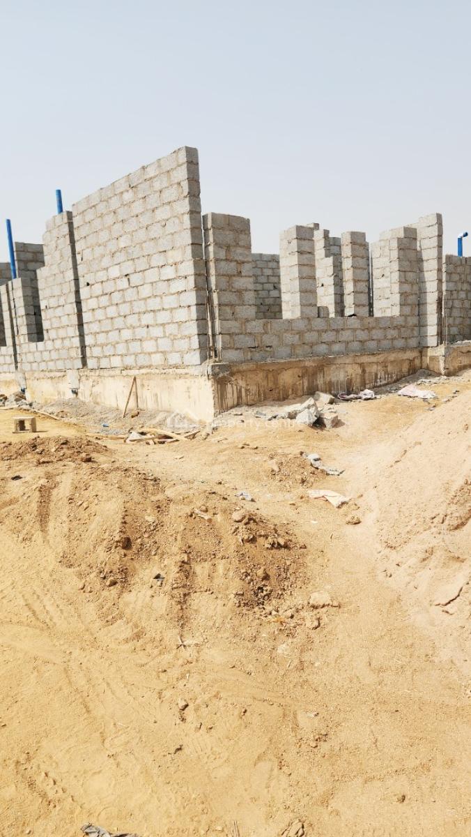 5 Bedrooms Detached Duplex with Bq (delivered Advanced Carcass), Gwarimpa Main, Gwarinpa, Abuja, Detached Duplex for Sale